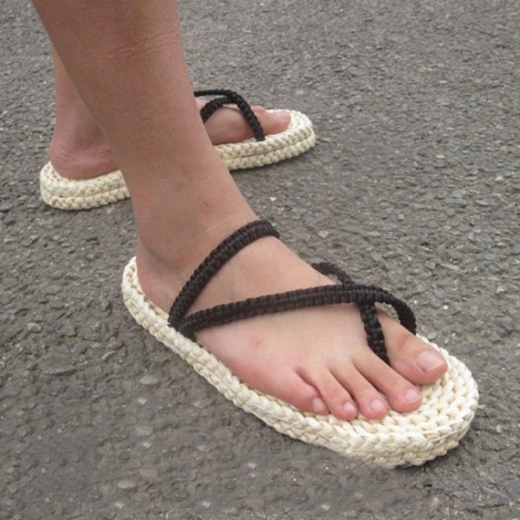 One Piece Cos Straw Sandals (Size 35 36 37 38 39 40 41 42 43 44)