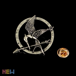The Hunger Games Brooch 12 pcs...