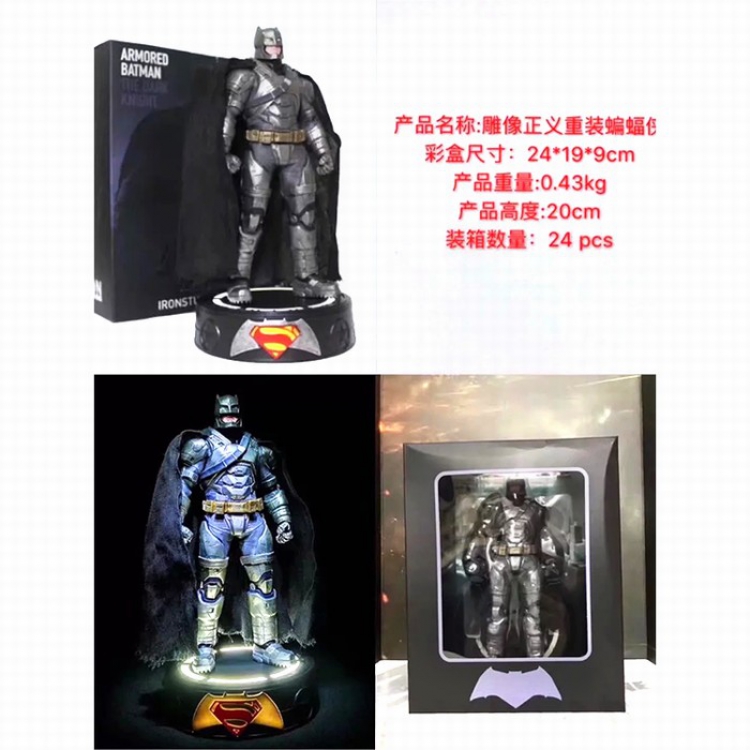 DC Justice League Reloading Batman Boxed Figure Decoration 20CM 24X19X9CM a box of 24