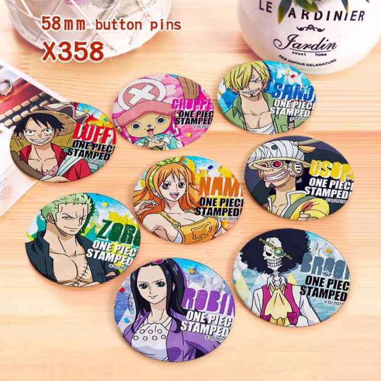 One Piece a set of 8 models Tinplate coated badge 6CM X358