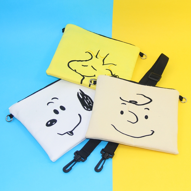 Snoopys Story Plush cartoon satchel price for 5 pcs   22x18cm