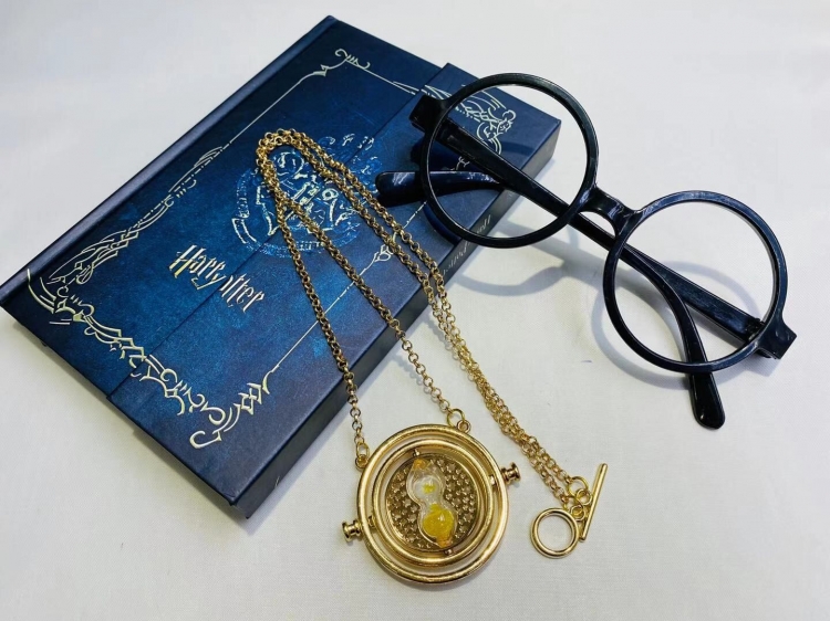 Harry Potter Anime peripheral book glasses necklace pendant A set of 3