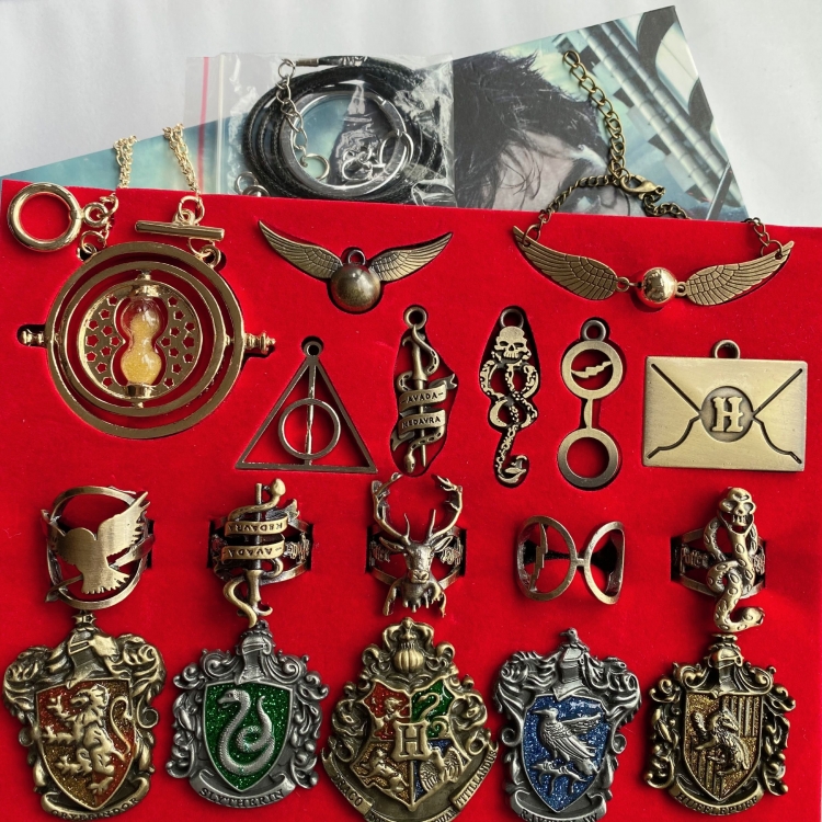 Harry Potter Metal box necklace a set of 18