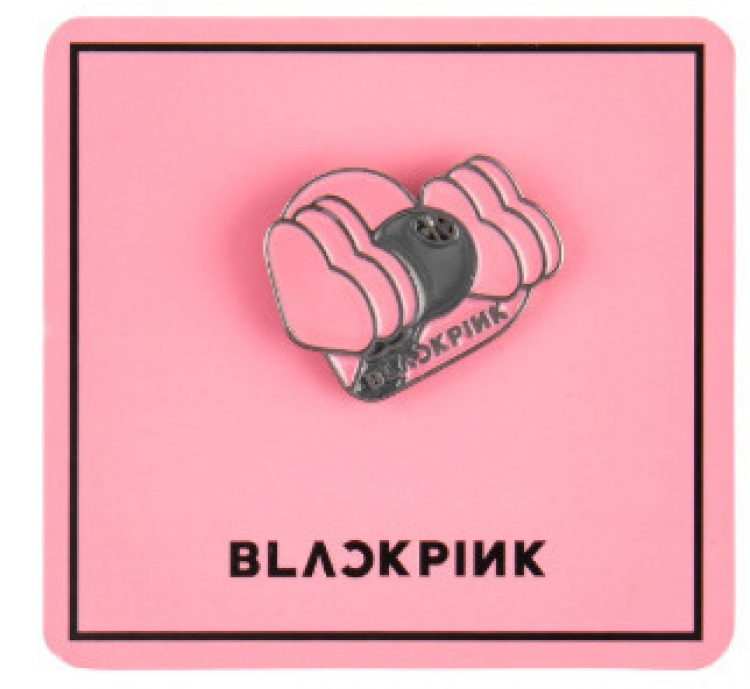 BLACK PINK Metal badge badge badge brooch 7.6X10CM a set of 4  price for 10 pcs