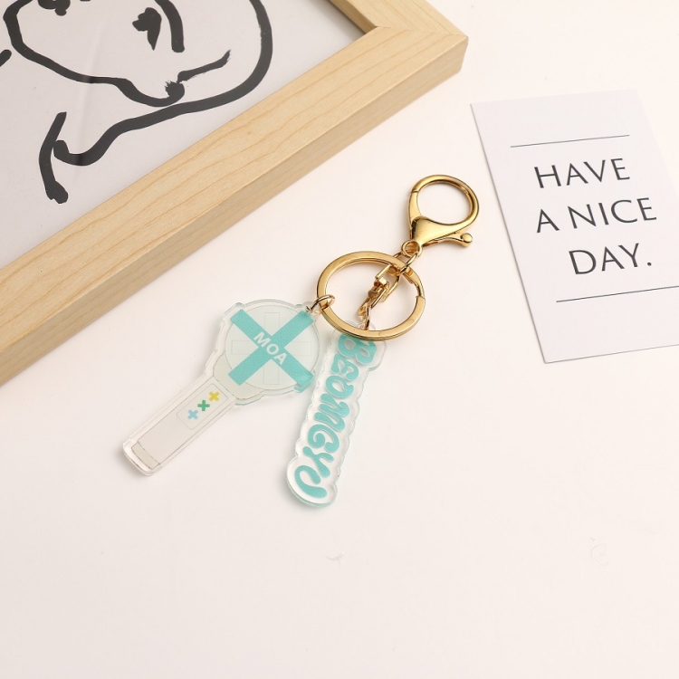 TXT Acrylic keychain pendant OPP packaging price for 5 pcs style B