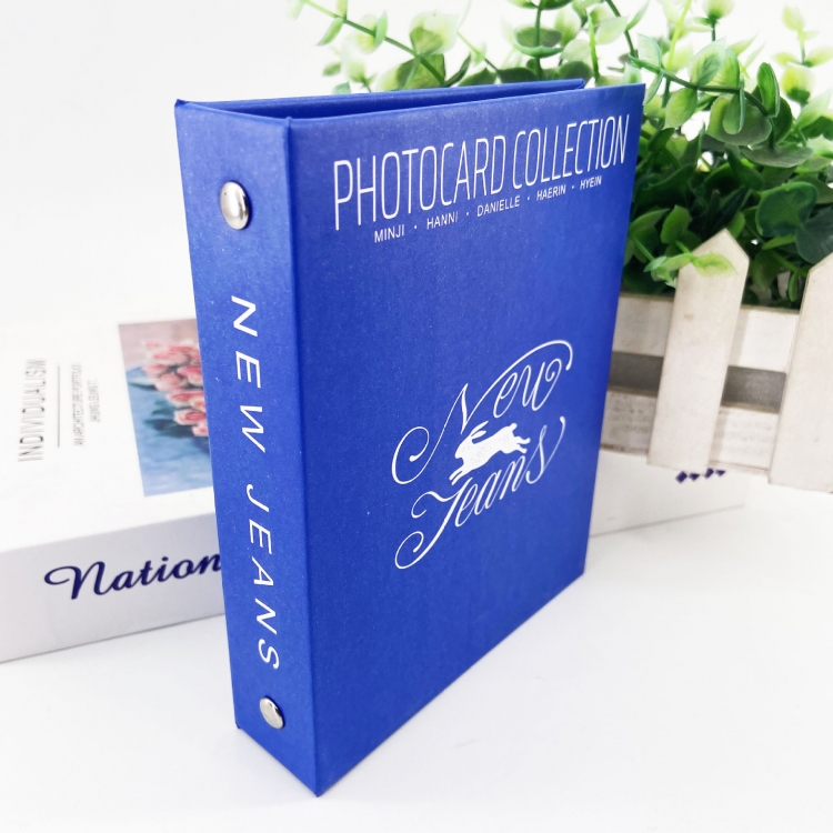 Newjeans Korean celebrity photo collection book, loose leaf book, can hold 20 cards 14X11X3CM