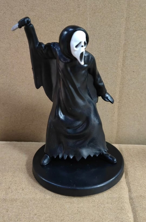 scream Bagged Figure Decoration Model 10cm Weight 51g