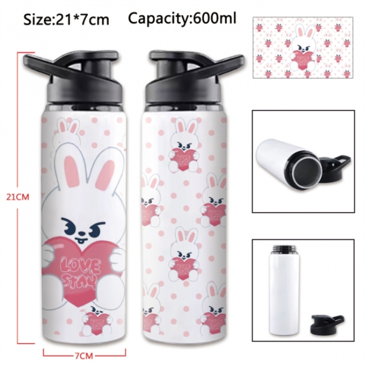 Straykids Anime Printed Outdoor Sports Water Bottle 600ml 21x7cm