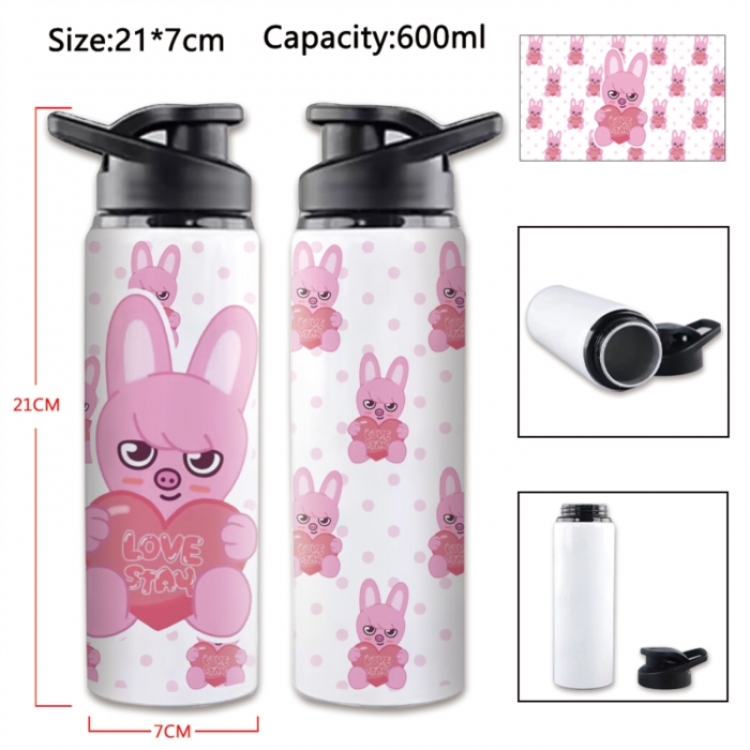 Straykids Anime Printed Outdoor Sports Water Bottle 600ml 21x7cm