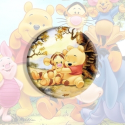 Winnie Anime tinplate brooch b...